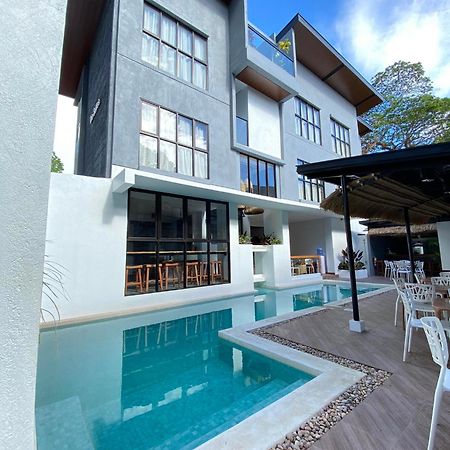 Acacia Garden Inn And Suites Корон Экстерьер фото