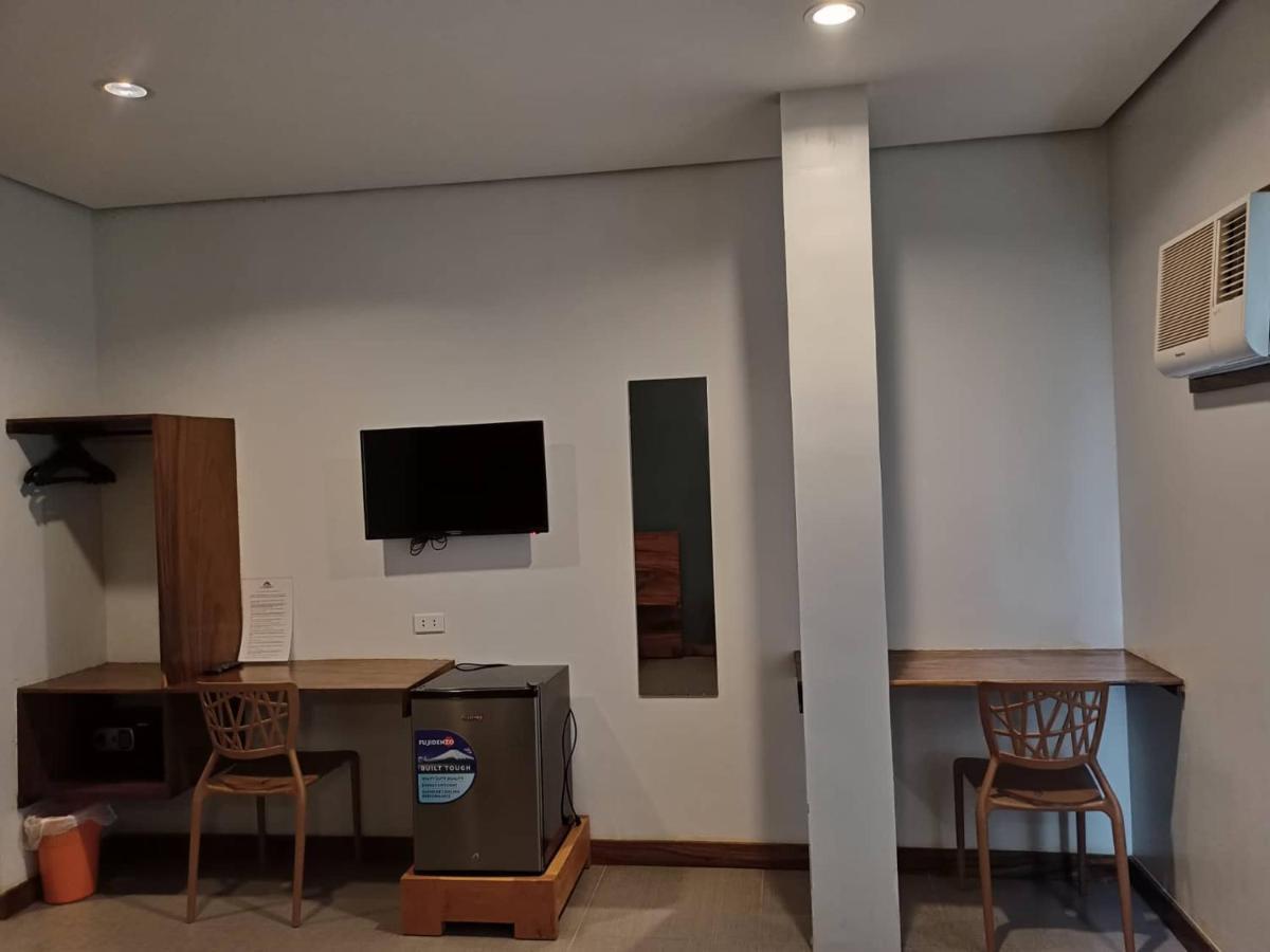 Acacia Garden Inn And Suites Корон Экстерьер фото