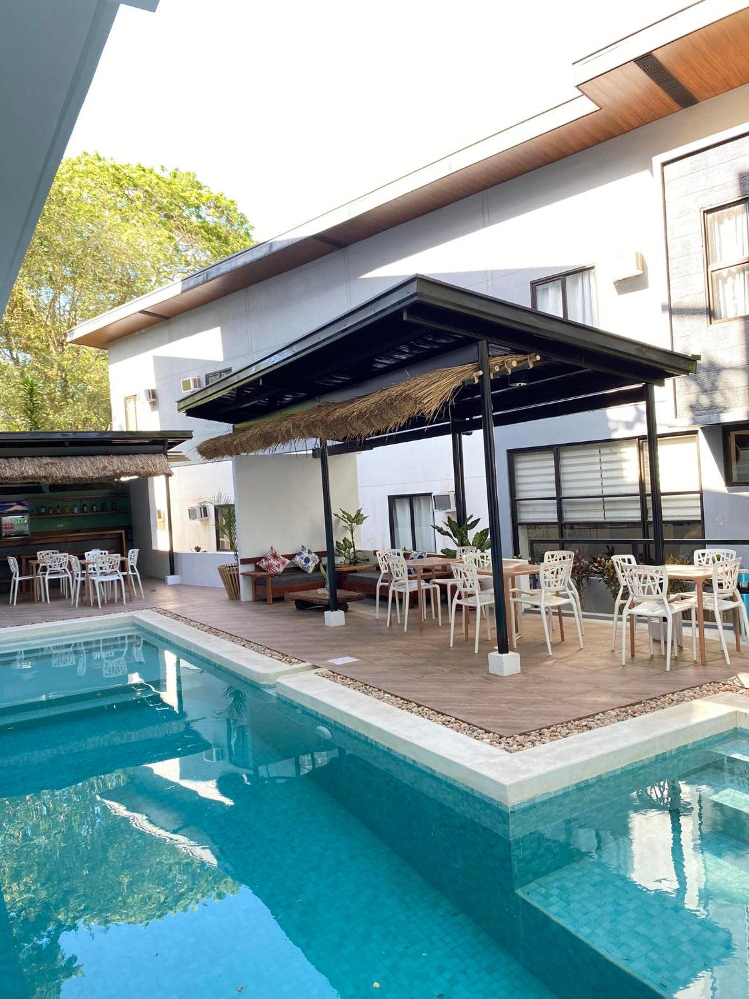 Acacia Garden Inn And Suites Корон Экстерьер фото