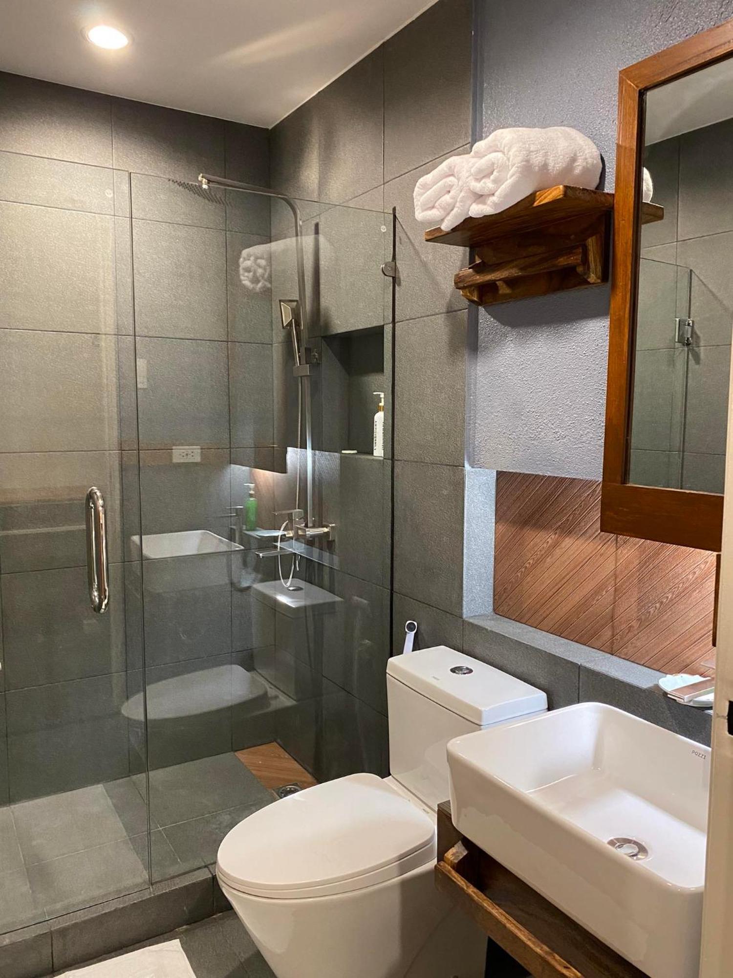 Acacia Garden Inn And Suites Корон Экстерьер фото