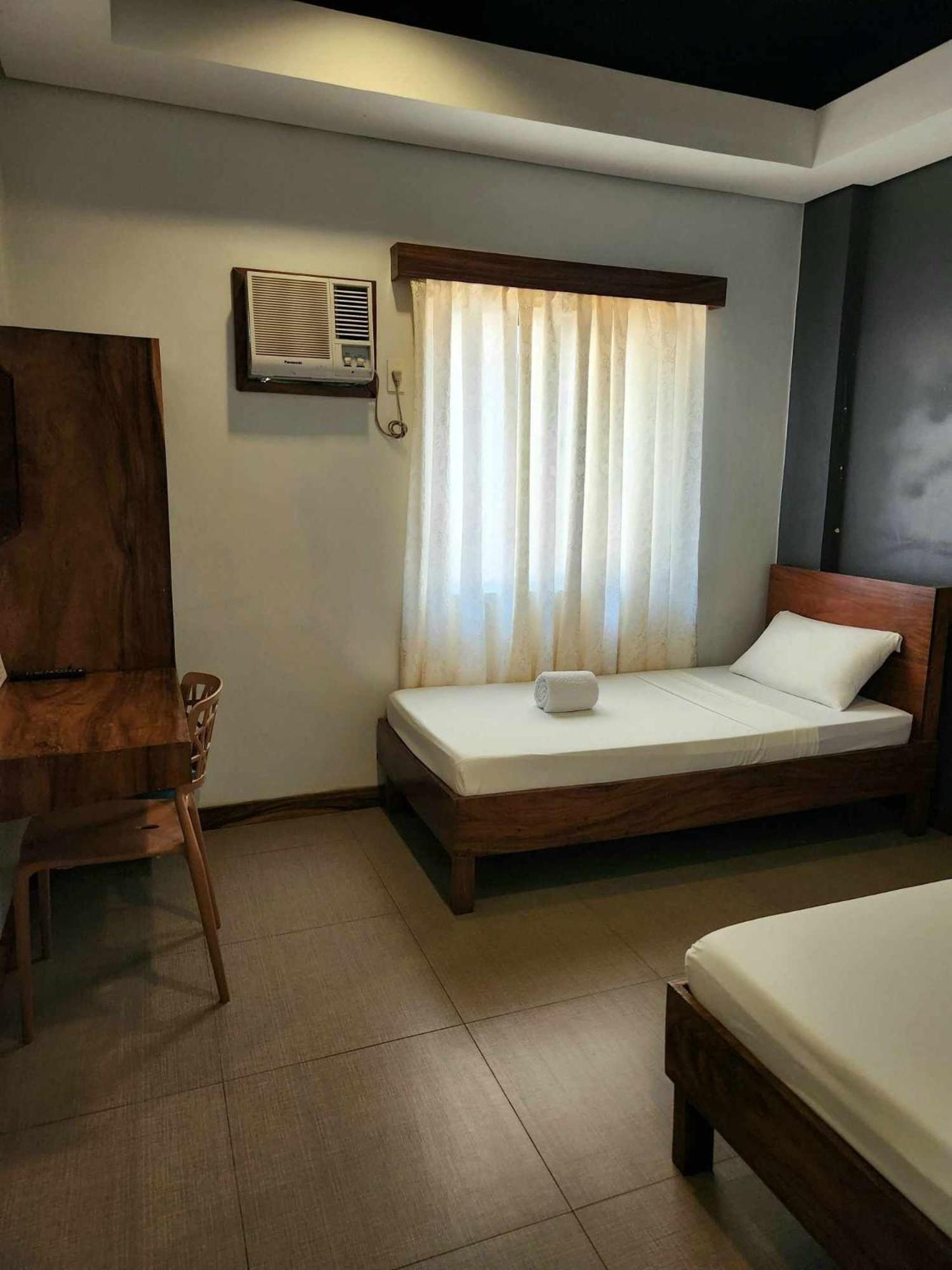 Acacia Garden Inn And Suites Корон Экстерьер фото