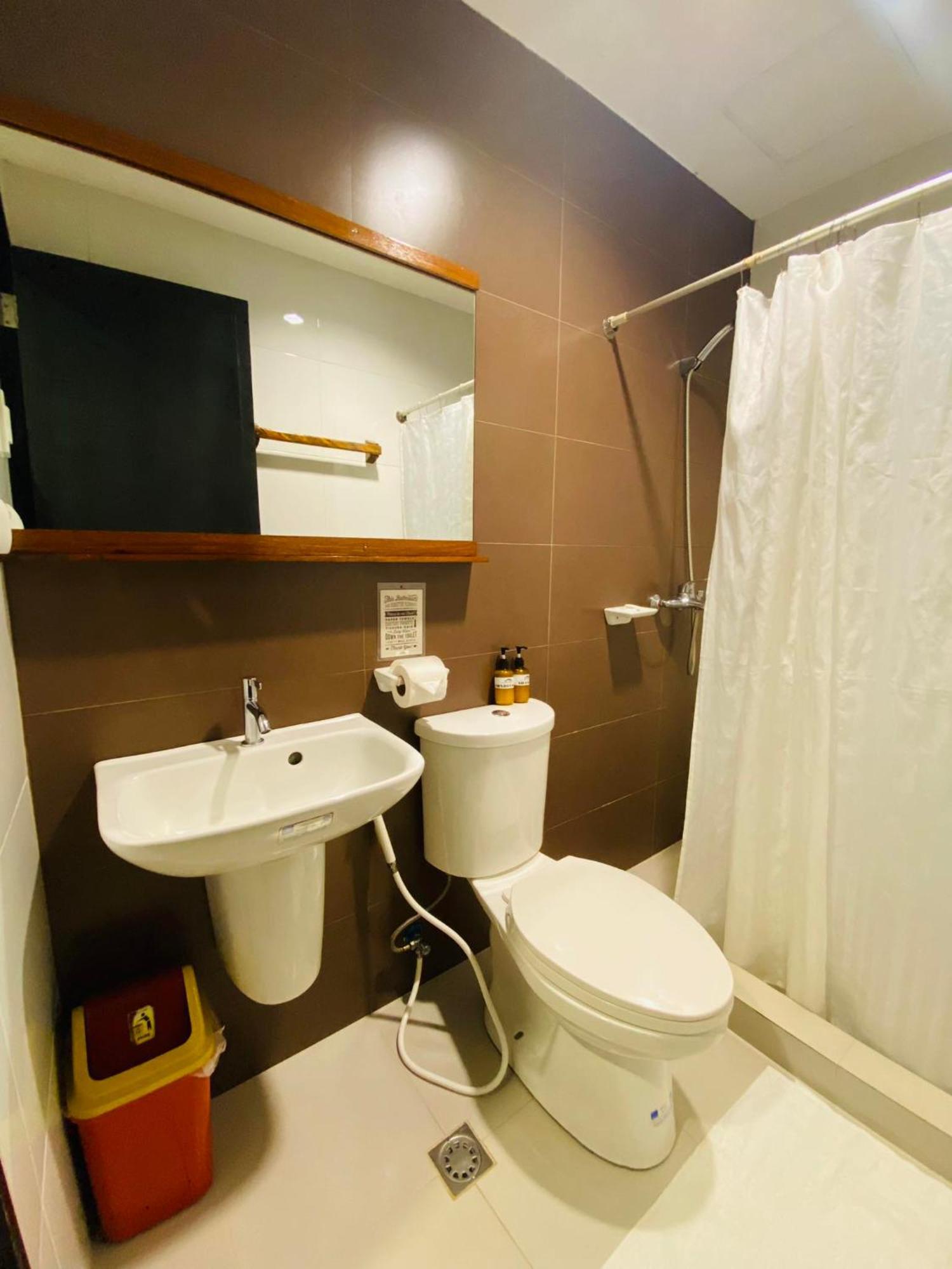 Acacia Garden Inn And Suites Корон Экстерьер фото
