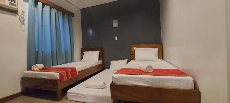 Acacia Garden Inn And Suites Корон Экстерьер фото